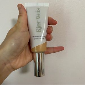 KJAER WEIS THE BEAUTIFUL TINT SHADE M2